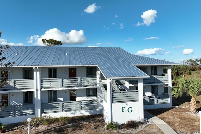 view of building exterior