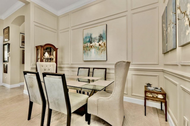 dining room with crown molding