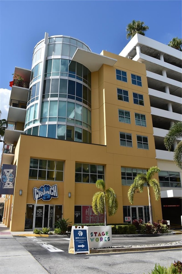 1120 E Kennedy Blvd Unit 1423, Tampa, FL 33602 - view of apartment building / complex