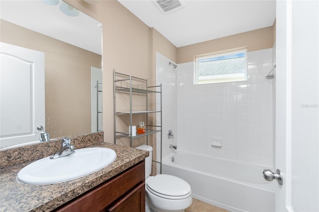 12753 Sagewood Dr, Venice, FL 34293 - full bath featuring vanity and shower / bath combination