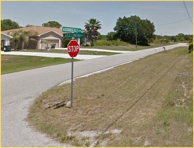 Laratonda Rd, North Port, FL 34291