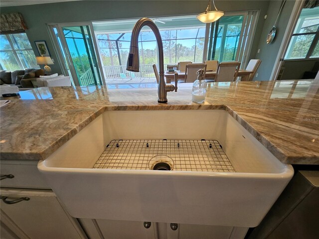 details with sink and hanging light fixtures