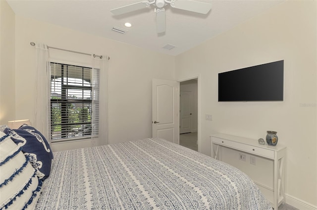 bedroom featuring carpet floors and ceiling fan