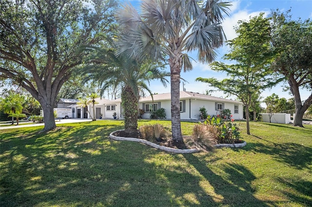 view of front of house with a front yard