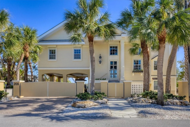 view of front facade with a carport