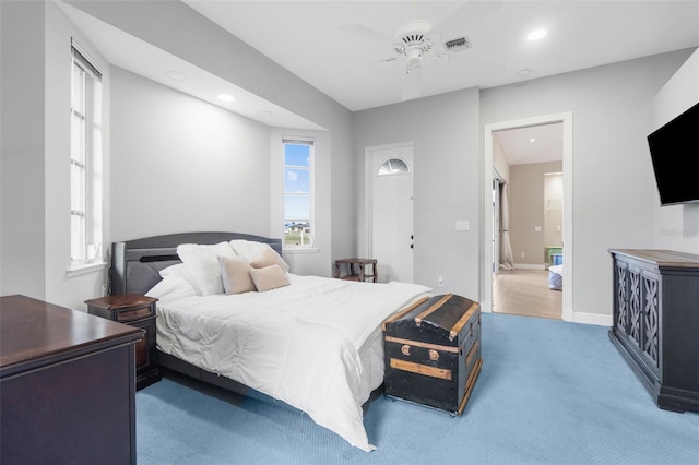 bedroom featuring carpet floors and ceiling fan