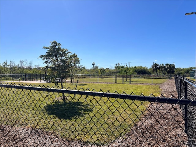 view of yard featuring a rural view