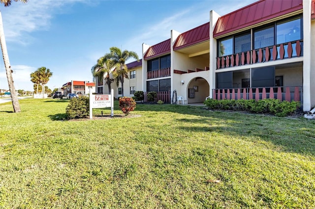 72 Boundary Blvd Unit 229, Rotonda West, FL 33947 - view of green lawn