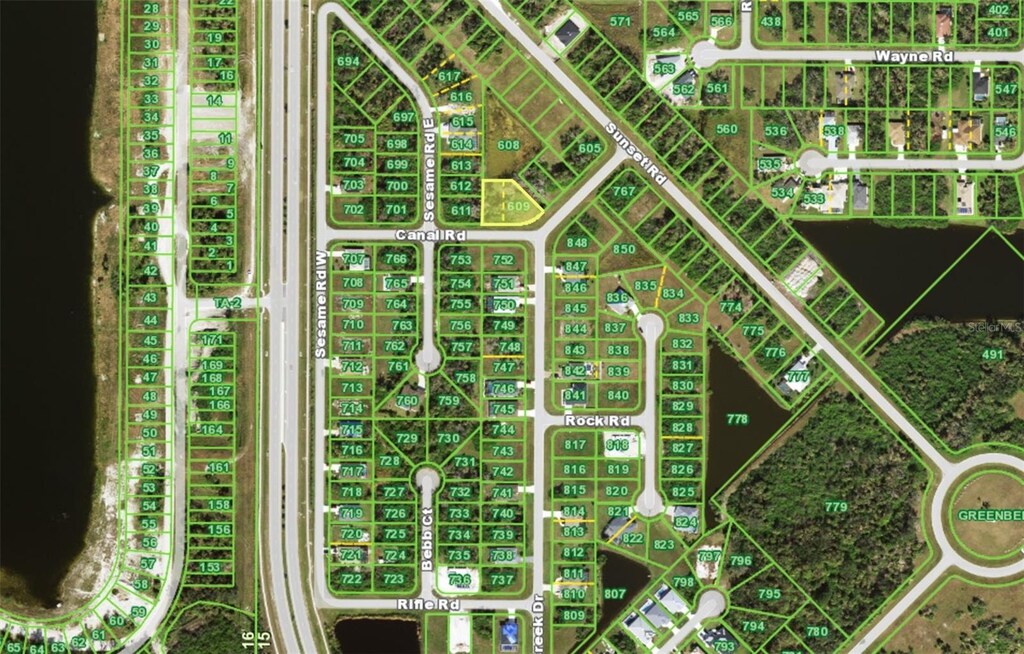 124 Canal Rd, Rotonda West, FL 33947