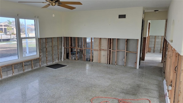 spare room featuring ceiling fan