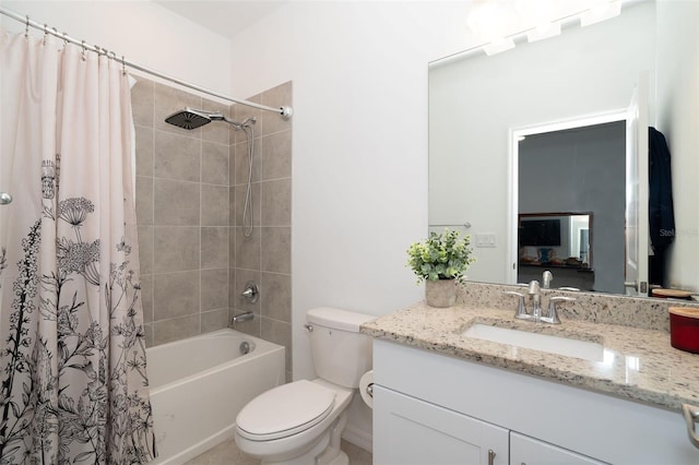 full bathroom with shower / bath combo with shower curtain, vanity, and toilet