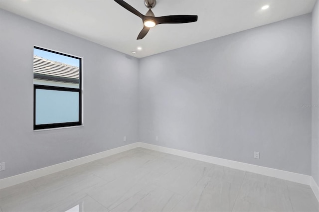 empty room with ceiling fan