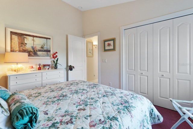 bedroom featuring a closet