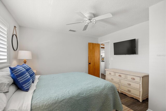 560 Sandlor Dr, Englewood, FL 34223 - photo 28
