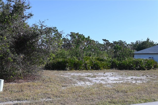 Listing photo 2 for 192 Medalist Rd, Rotonda West FL 33947