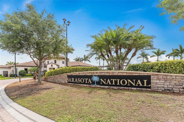 view of community / neighborhood sign