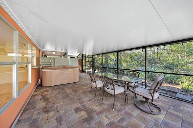 view of sunroom / solarium