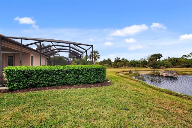 view of yard with a lanai