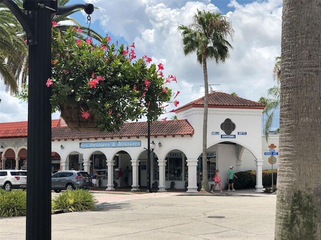 view of building exterior