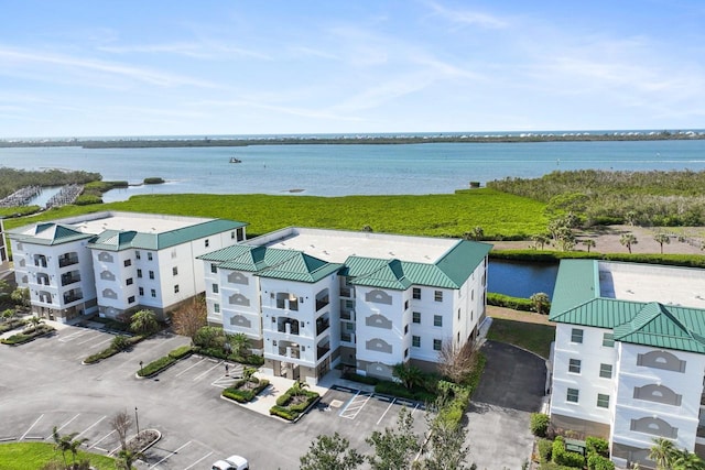 bird's eye view with a water view