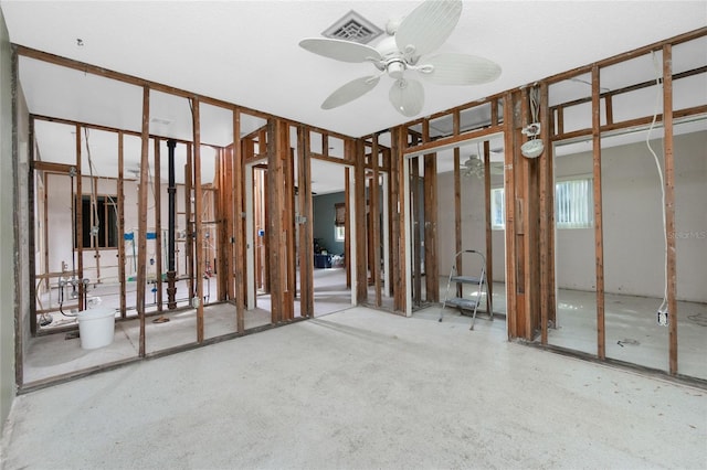 miscellaneous room featuring ceiling fan