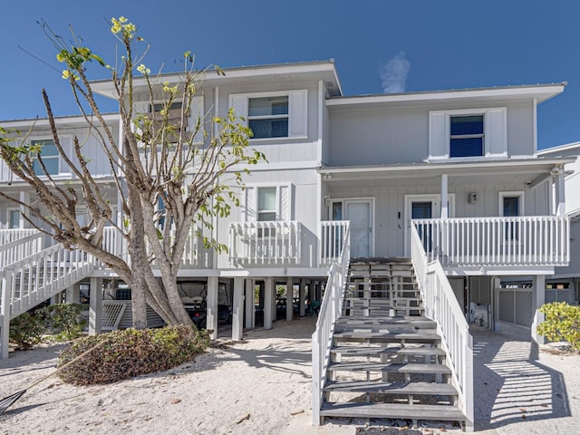 view of front of house featuring a porch