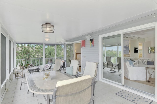 view of sunroom / solarium