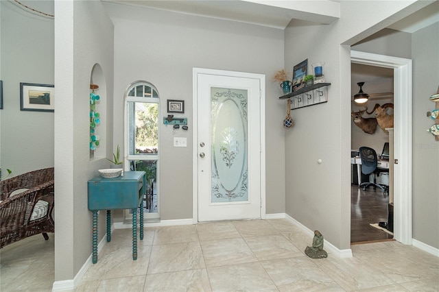 entryway with ceiling fan