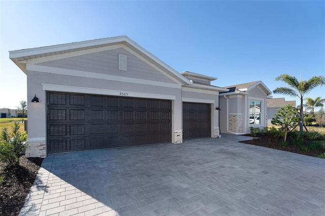 Listing photo 2 for 8565 Saint Kitts Cir, Englewood FL 34224