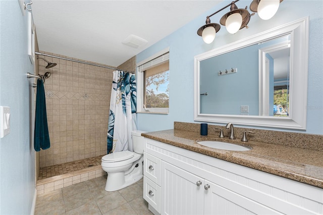 bathroom with plenty of natural light, toilet, curtained shower, and vanity