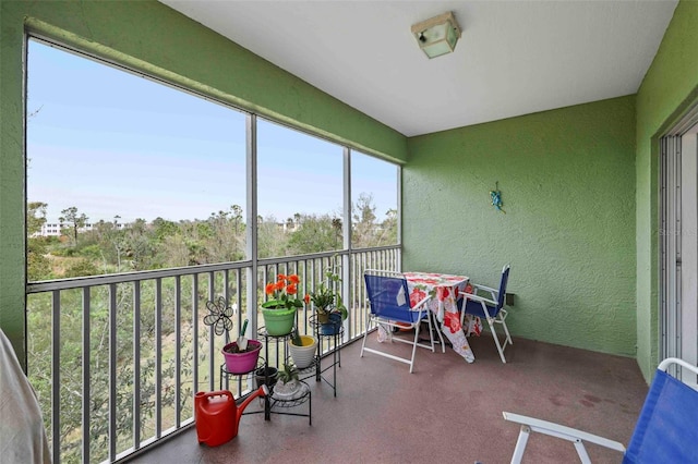 view of sunroom / solarium