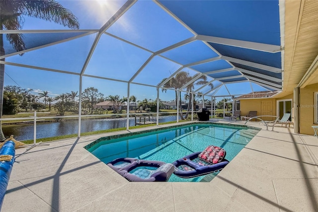 view of swimming pool with a water view, an in ground hot tub, a lanai, and a patio