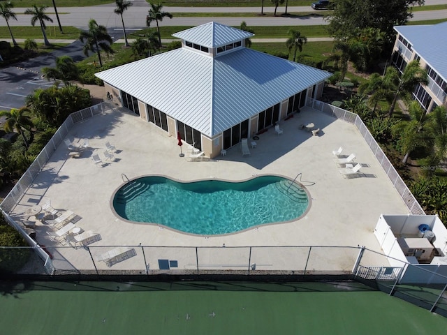 view of swimming pool featuring a patio