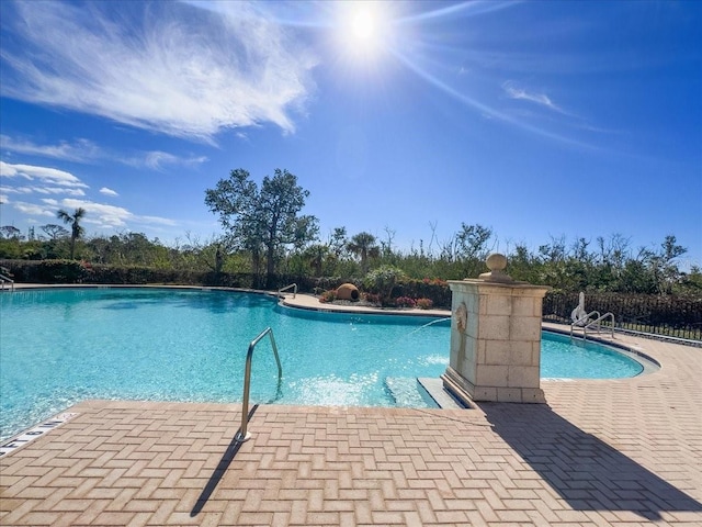 view of swimming pool