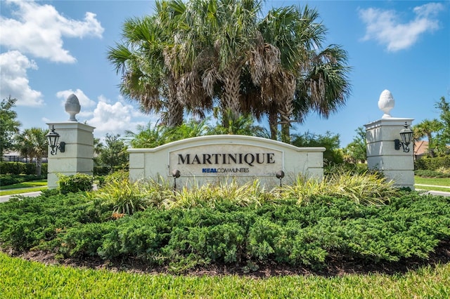 view of community / neighborhood sign