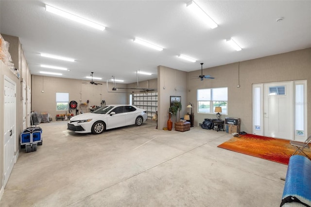 garage featuring ceiling fan