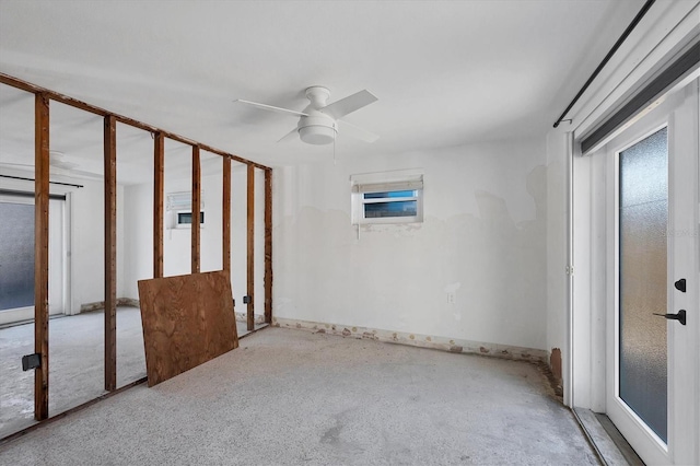 empty room with ceiling fan