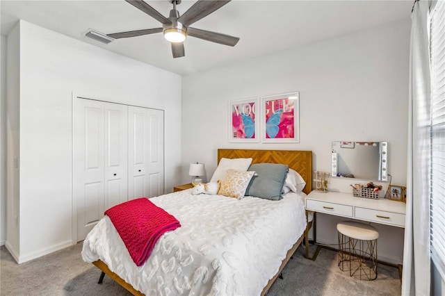 24269 Spartina Dr, Venice, FL 34293 - bedroom with a closet, ceiling fan, and carpet flooring