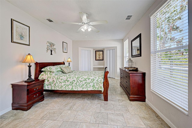 bedroom with ceiling fan