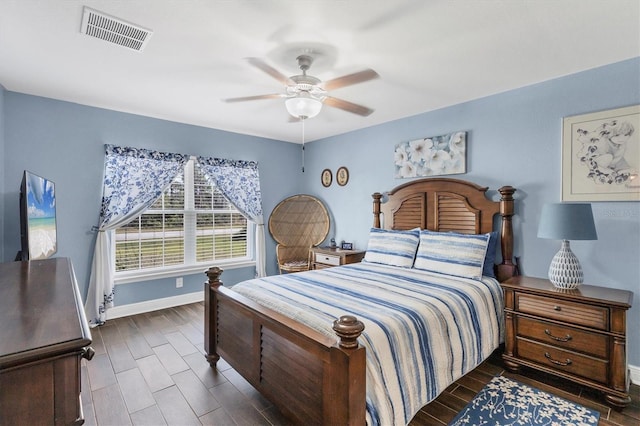 bedroom with ceiling fan