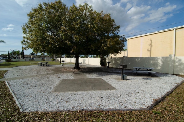 view of yard with a patio area