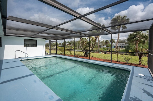 outdoor pool with a lanai