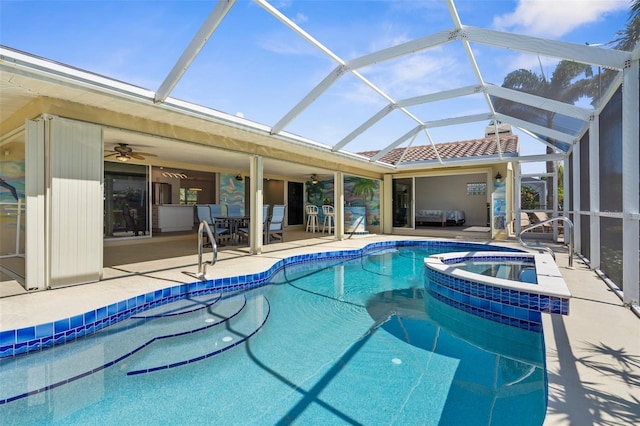 2160 Palm Tree Dr, Punta Gorda, FL 33950 - view of pool featuring a patio area, a ceiling fan, outdoor dining area, and a lanai