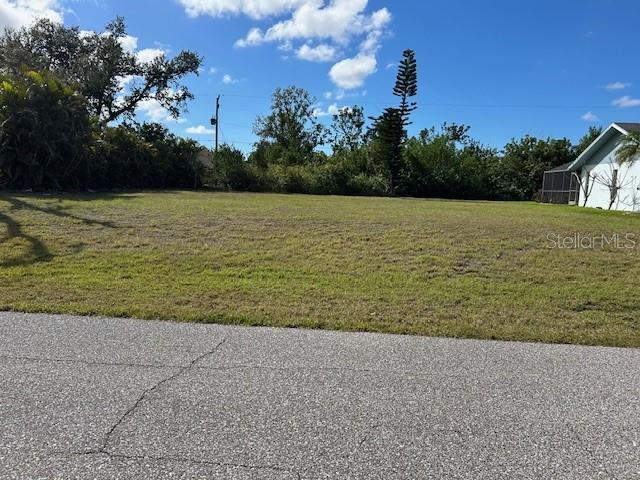 Listing photo 3 for 10135 Peach Ave, Englewood FL 34224