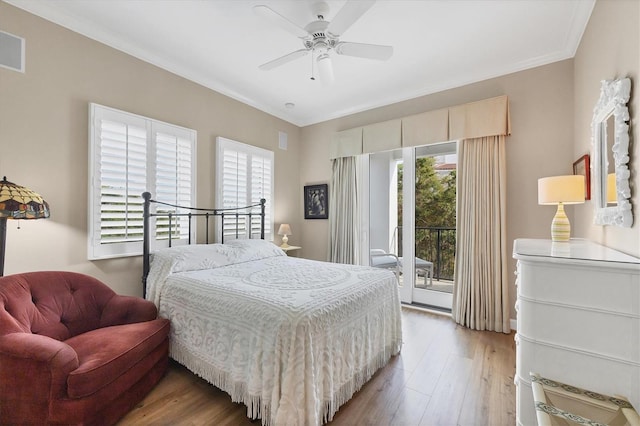 bedroom featuring access to exterior, ornamental molding, light wood-style flooring, and a ceiling fan