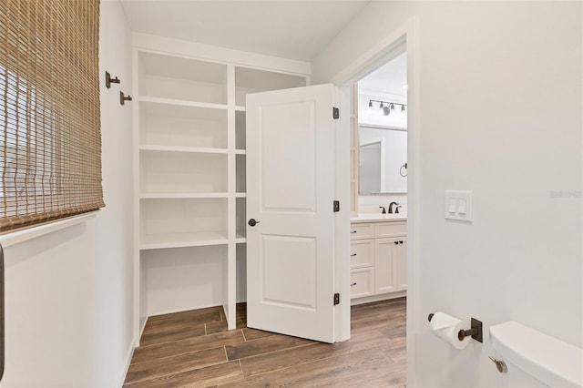 pantry featuring a sink