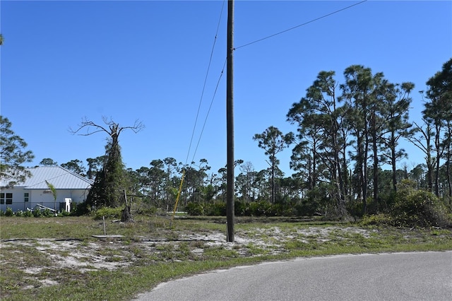 Listing photo 3 for 82 Coxswain Cir, Placida FL 33946