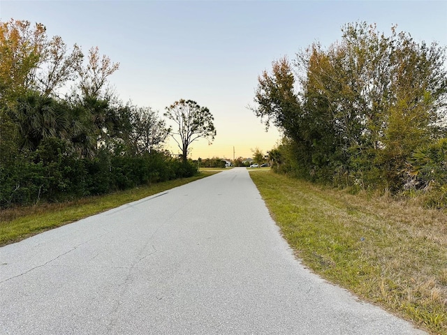 Listing photo 3 for 12204 Zittle Ave, Port Charlotte FL 33981