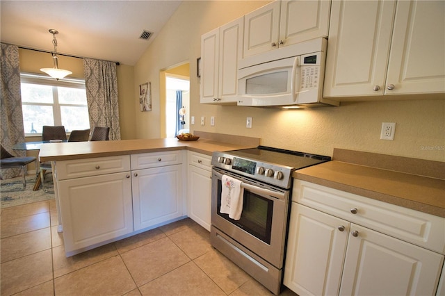 kitchen featuring visible vents, white cabinetry, stainless steel electric range, a peninsula, and white microwave