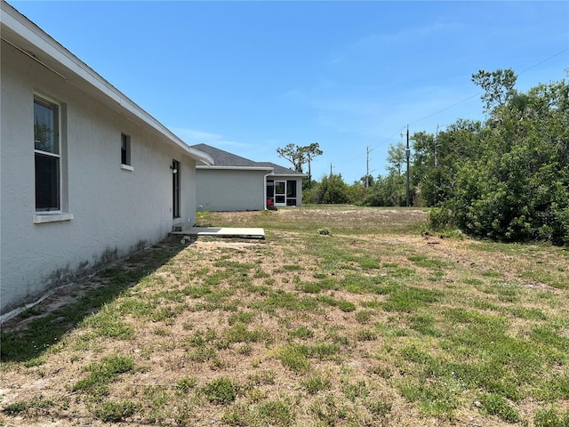 11090 Mcfadden Ave, Englewood, FL 34224 - view of grassy yard